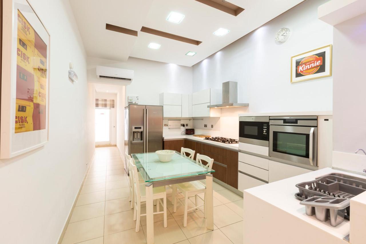 Dc36 -Spacious&Stylish 3 Bedroom Flat. Prime Zone メーリッハ エクステリア 写真
